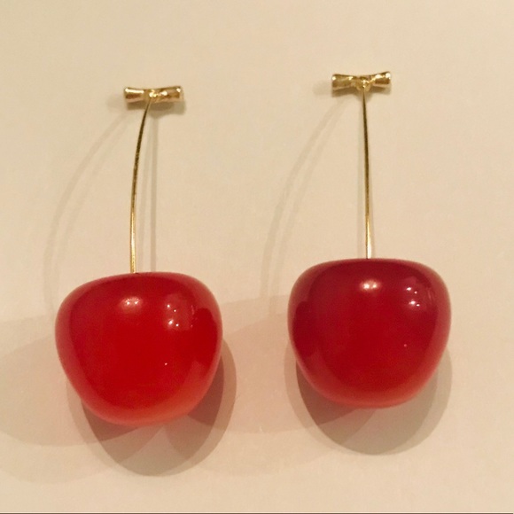 Jewelry - 🎉HP 6/1🎉 NWT cherry fruit earrings